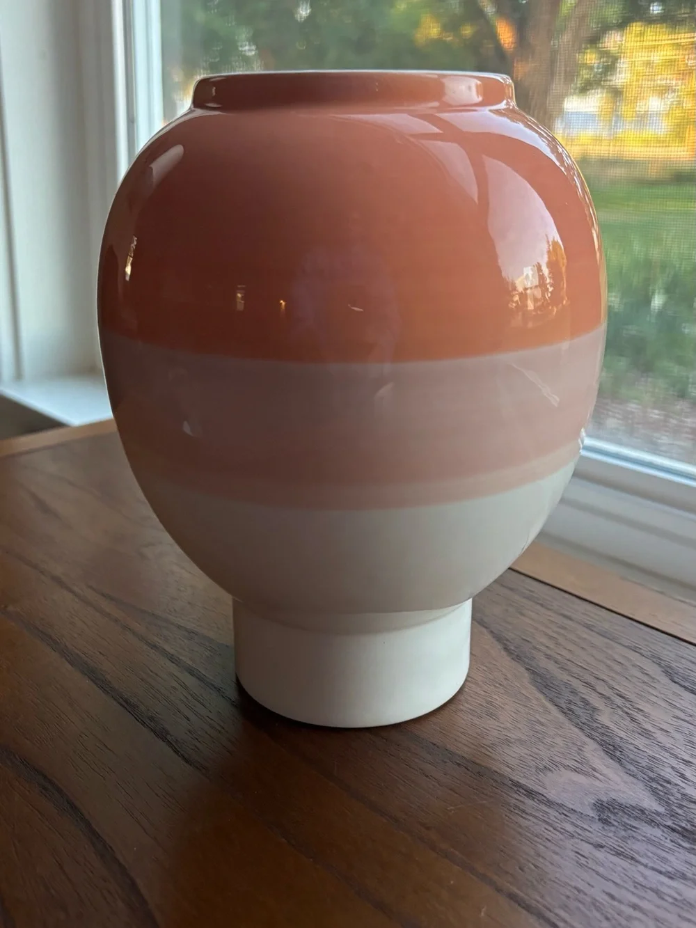 Round Ceramic Vase in White, Peach & Orange